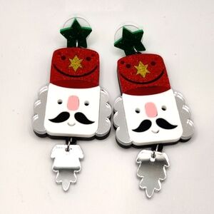 CHRISTMAS NUTCRACKER HEAD & FACE POST EARRINGS NWT W/ MIRROR EFFECT.